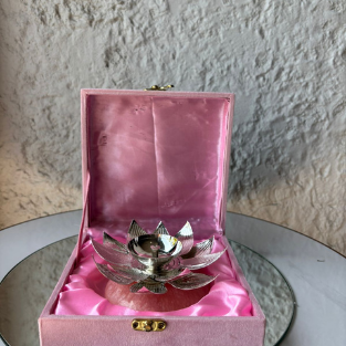 LOTUS RESIN IN BOX''
