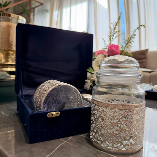 BIG JAR SET IN BOX''