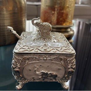 SS SUGAR POT SQUARE ELEPHANT''