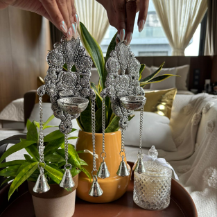 PEACOK DIYA HANHING PAIR