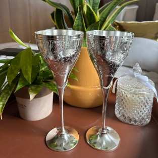 SILVET CHAMPAGENE GLASS IN BOX