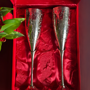 SILVER WINE GLASS IN BOX