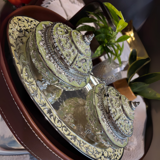 SUGAR BOWL WITH TRAY