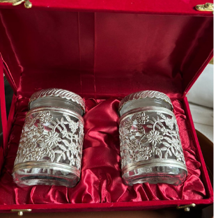 MEDIUM JAR SET IN BOX''