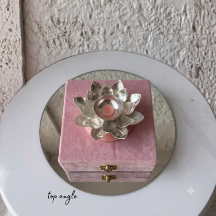 T LIGHT HOLDER''